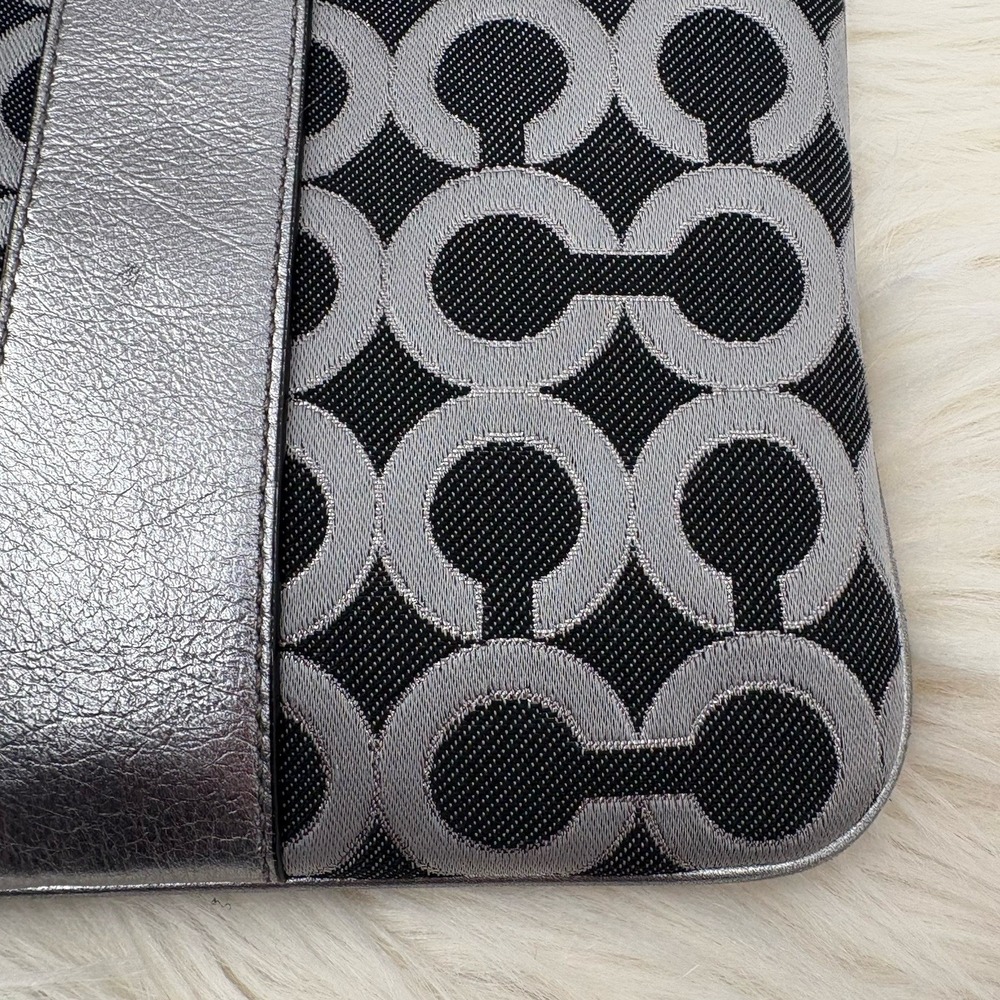 Coach 46802 Gunmetal/Black/Silver Crossbody Bag or Shoulder Purse - Picture 2 of 9